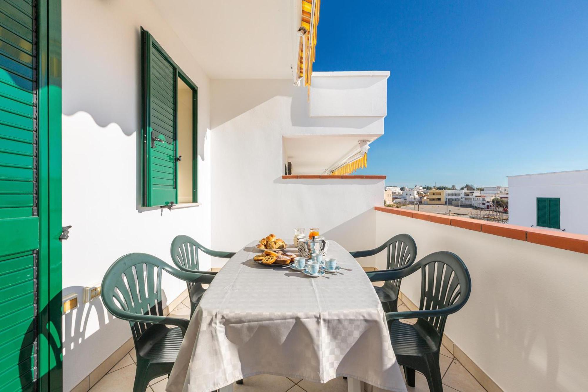 Blusea Beach Apartments San Pietro in Bevagna Esterno foto