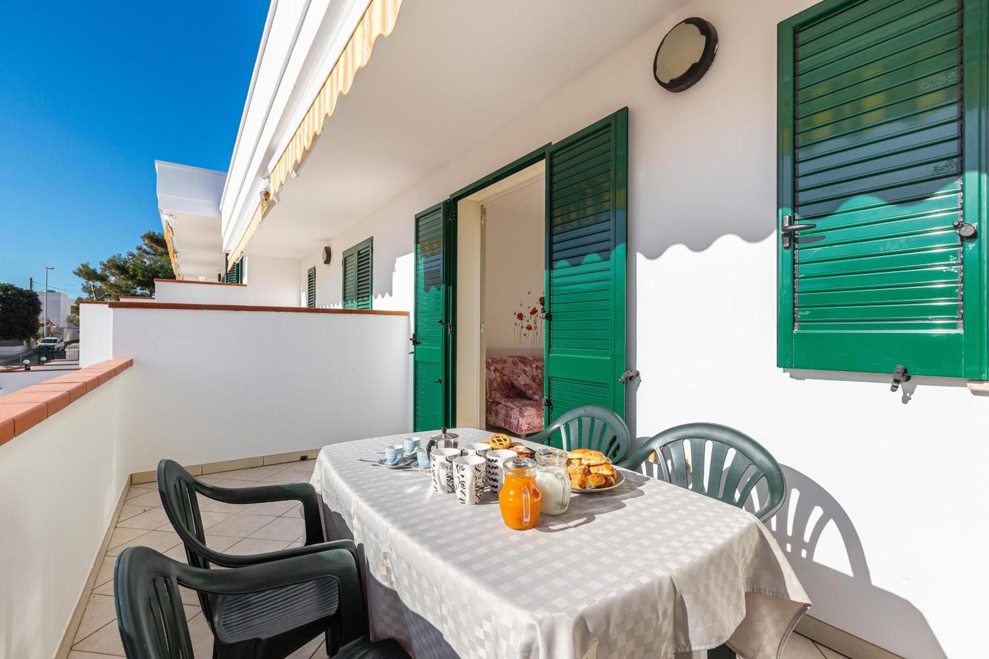 Blusea Beach Apartments San Pietro in Bevagna Esterno foto